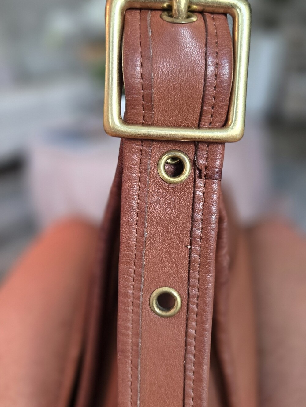 Vintage Coach Patricia Legacy Bag In British Tan (Style #9951) - Picture 5 of 12